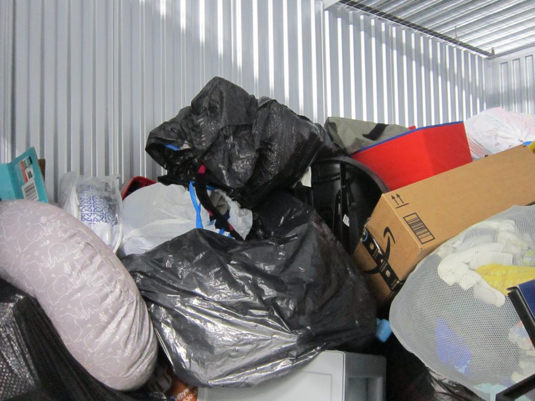 Storage Unit Auction in McCook, IL at Safeguard Self Storage McCook